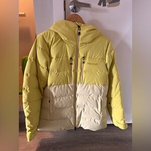 Marmot Yellow and Cream Puffer Jacket M